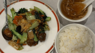 翡翠楼　牡蠣の青菜炒めランチ